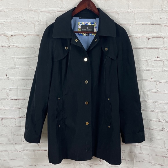 London Fog Jackets & Blazers - London fog classic black trenchcoat
